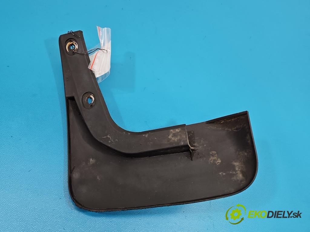 Toyota Auris II 2012-2018 1.6 16V 132  HP manual 97 kW 1598 cm3 5- blatník 76625-02330