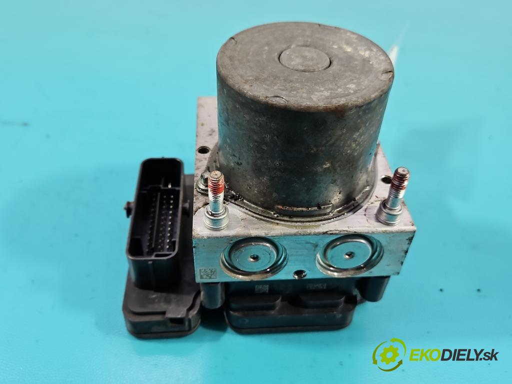 Toyota Auris II 2012-2018 1.6 16V 132 hp manual 97 kW 1598 cm3 5- čerpadlo abs 0265956731 (Pumpa ABS)