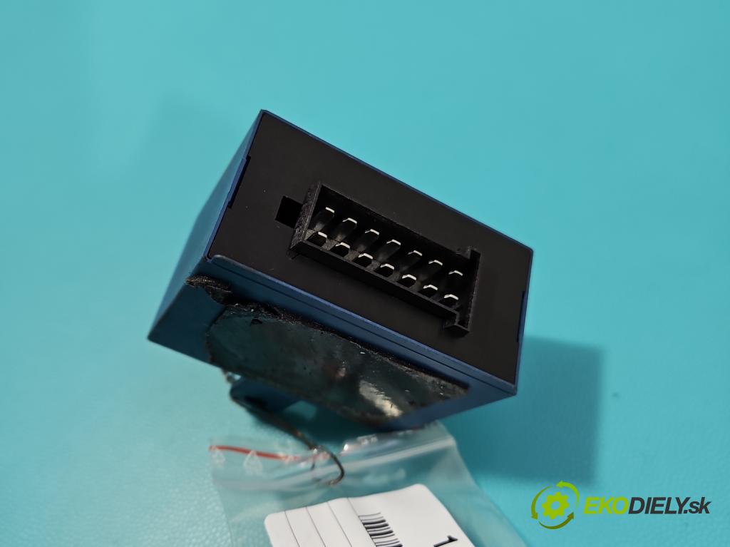 Toyota Auris II 2012-2018 1.6 16V 132  HP manual 97 kW 1598 cm3 5- riadiaca jednotka ostatné 321113