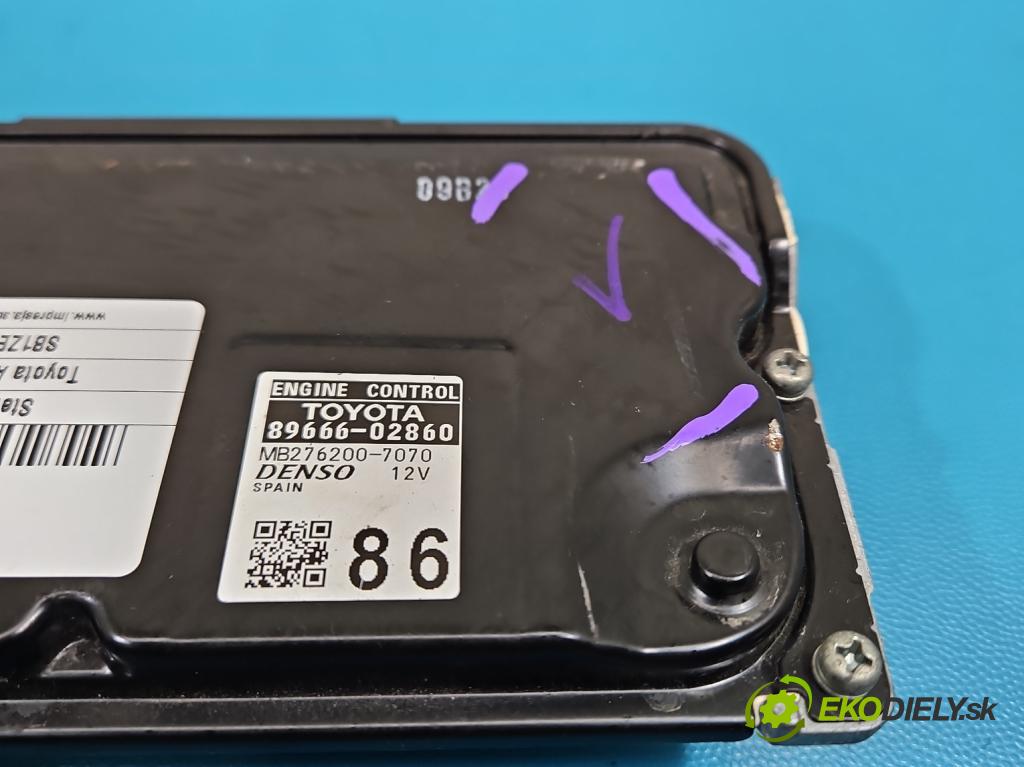 Toyota Auris II 2012-2018 1.6 16V 132  HP manual 97 kW 1598 cm3 5- riadiaca jednotka motora 89666-02860