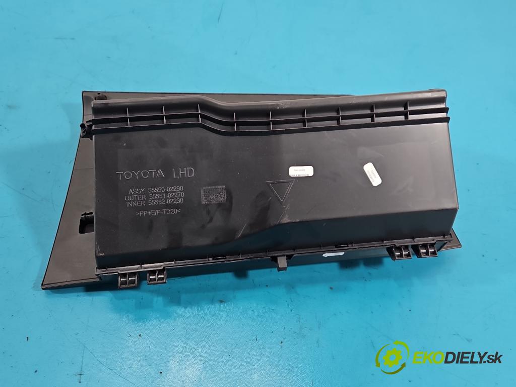 Toyota Auris II 2012-2018 1.6 16V 132  HP manual 97 kW 1598 cm3 5- kastlík 55550-02290