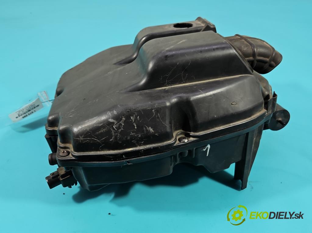 Honda VFR 800 1998-2001 0.8b 109 HP manual 80 kW 781 cm3 2- obal filtra vzduchu 1573095 (Obal vzduchového filtra)