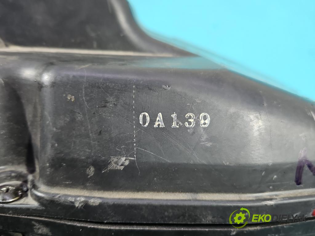 Honda VFR 800 1998-2001 0.8b 109 HP manual 80 kW 781 cm3 2- obal filtra vzduchu 1573095 (Obal vzduchového filtra)