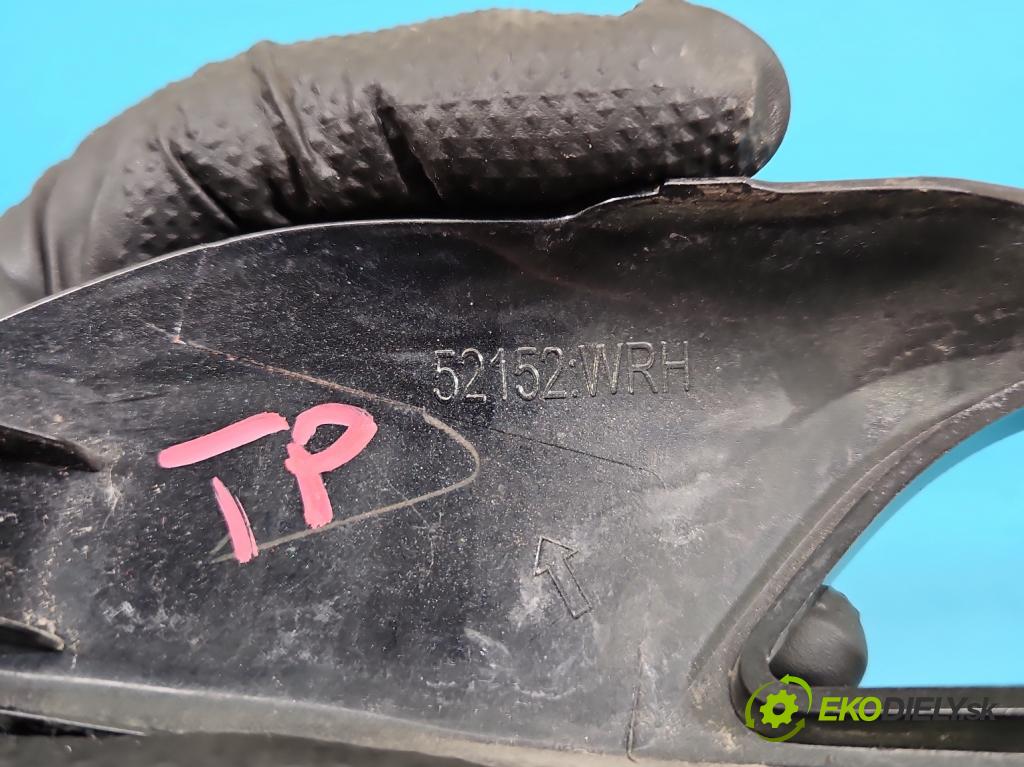 Toyota Auris II 2012-2018 1.6 16V 132  HP manual 97 kW 1598 cm3 5- blenda mriežka: nárazník pravé 52152-02030