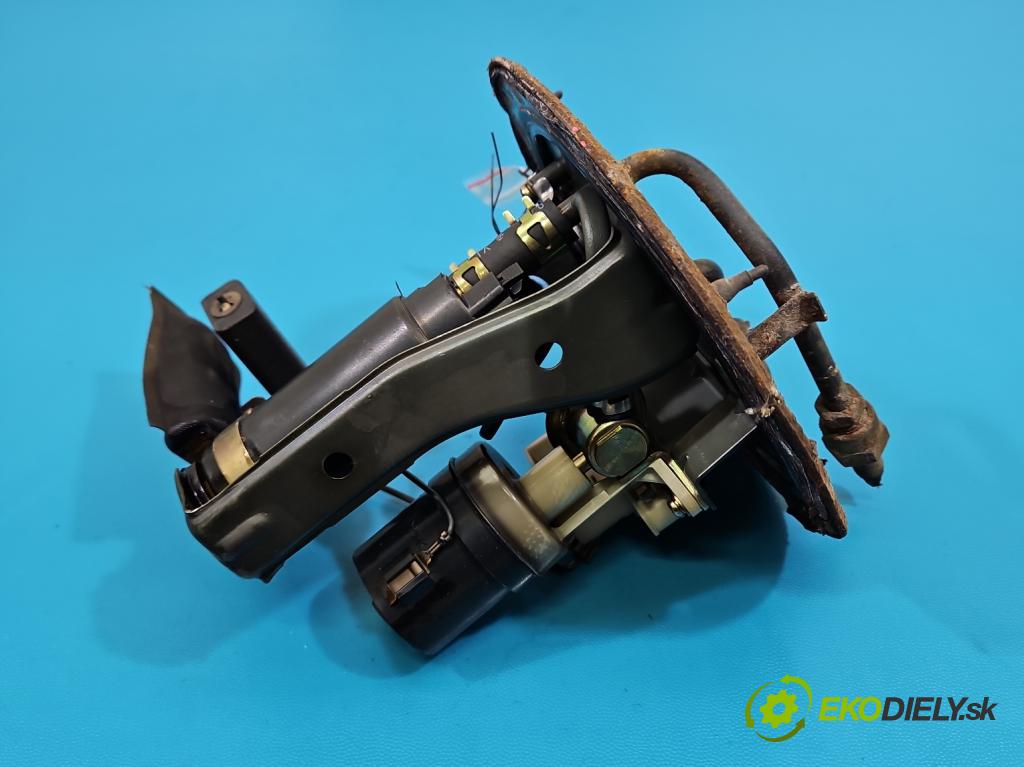 Toyota Avensis I T22 1997-2003 2.0 vvti 150 HP manual 110 kW 1998 cm3 4- čerpadlo palivo