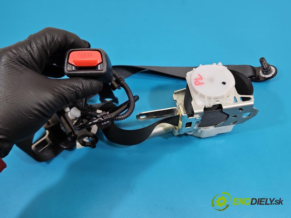 Toyota Auris II 2012-2018 1.6 16V 132  HP manual 97 kW 1598 cm3 5- pas bezpečnosť: predné ľavý 7P4170-P