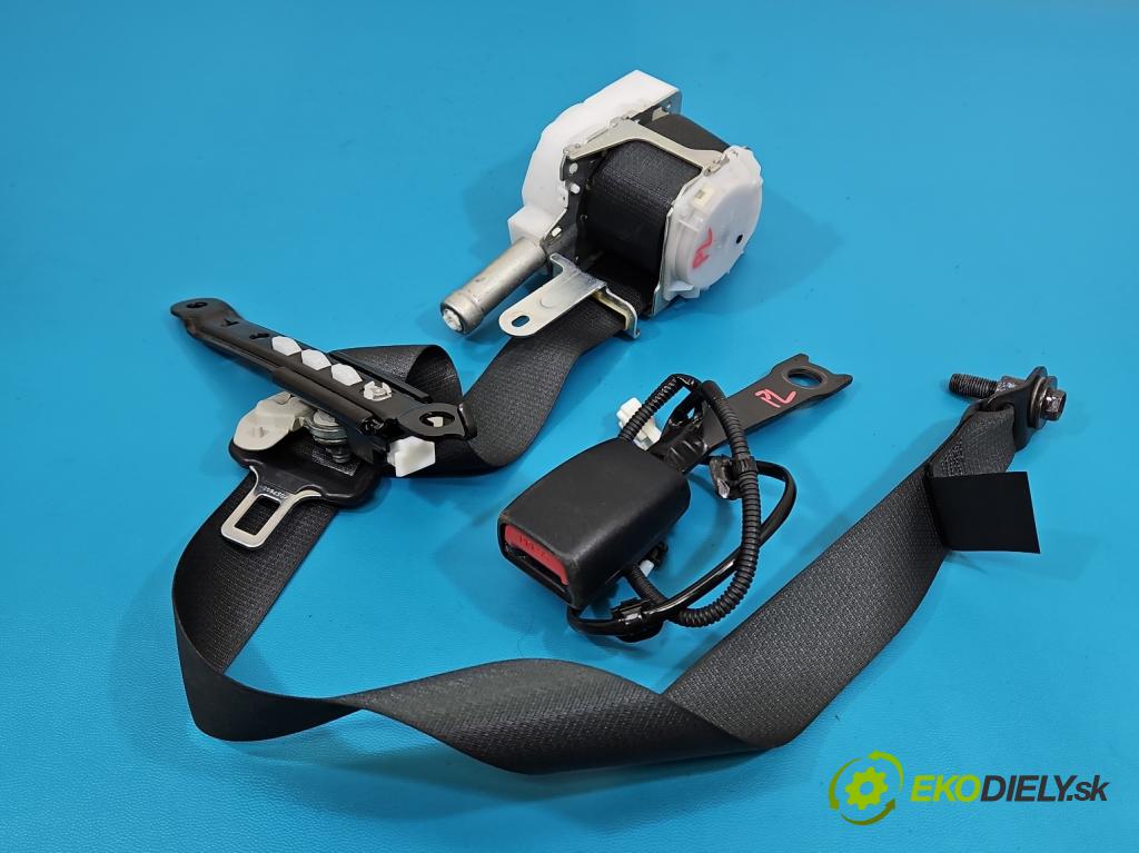 Toyota Auris II 2012-2018 1.6 16V 132 hp manual 97 kW 1598 cm3 5- stěna bezpečnost přední levý 7P4170-P