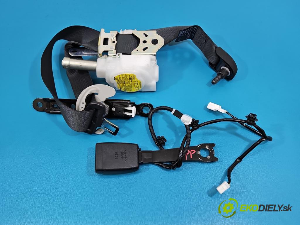 Toyota Auris II 2012-2018 1.6 16V 132 hp manual 97 kW 1598 cm3 5- stěna bezpečnost přední pravý 7P3170-P