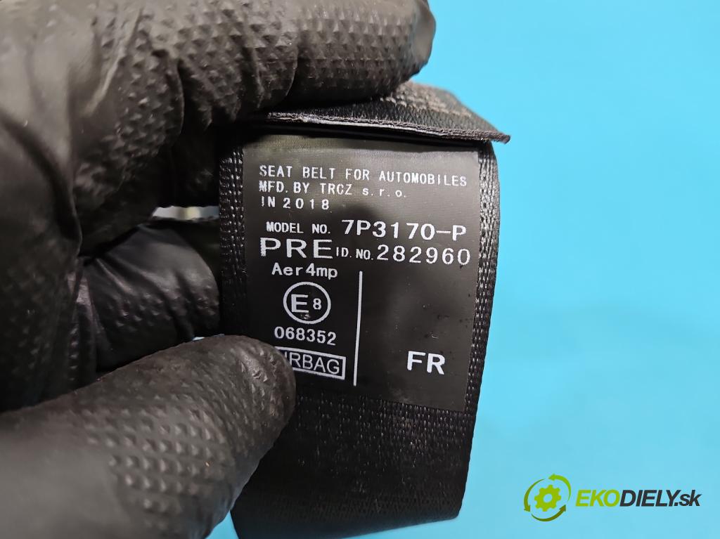 Toyota Auris II 2012-2018 1.6 16V 132 hp manual 97 kW 1598 cm3 5- stěna bezpečnost přední pravý 7P3170-P