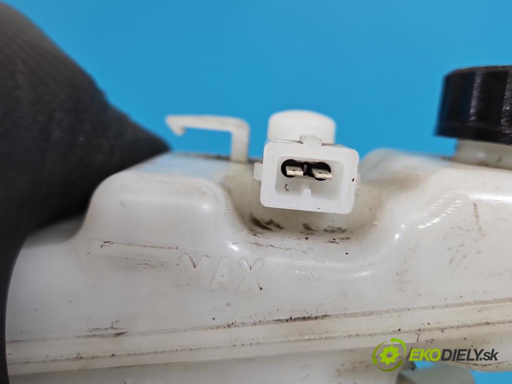 Toyota Auris II 2012-2018 1.6 16V 132  HP manual 97 kW 1598 cm3 5- servo brzdové 0204827881