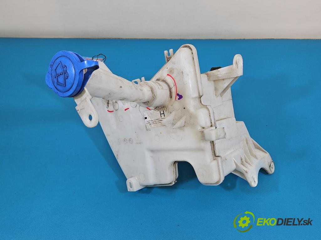 Toyota Auris II 2012-2018 1.6 16V 132  HP manual 97 kW 1598 cm3 5- nádržka tekutina: ostrekovačov 85310-02490