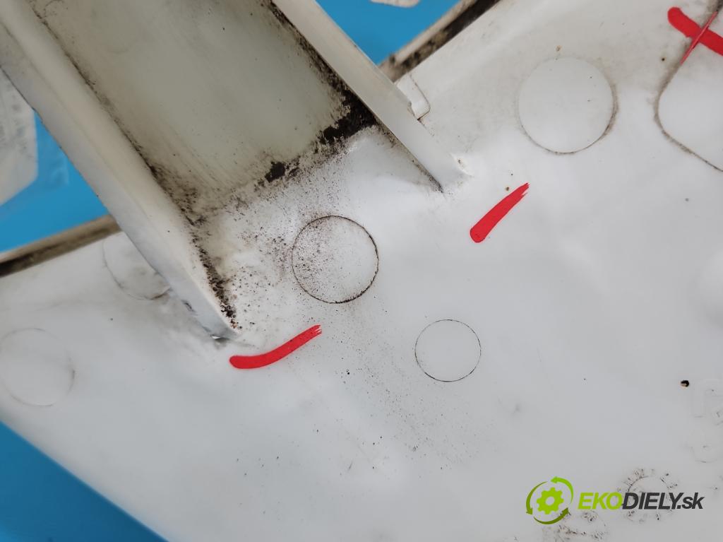 Toyota Auris II 2012-2018 1.6 16V 132  HP manual 97 kW 1598 cm3 5- nádržka tekutina: ostrekovačov 85310-02490