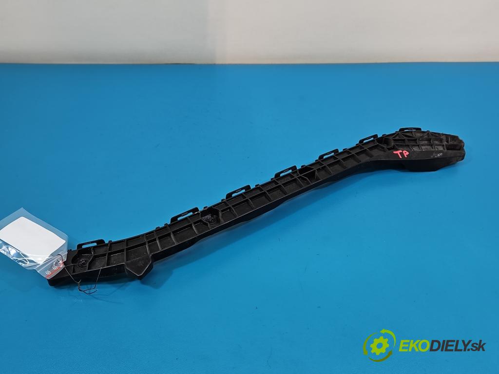 Toyota Auris II 2012-2018 1.6 16V 132 hp manual 97 kW 1598 cm3 5- Boty: nárazníku zadní pravý 52575-02100