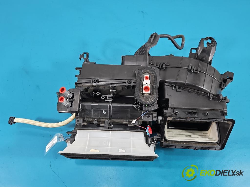 Toyota Auris II 2012-2018 1.6 16V 132 hp manual 97 kW 1598 cm3 5- radiátor 87010-02V80 (Radiátor topení)