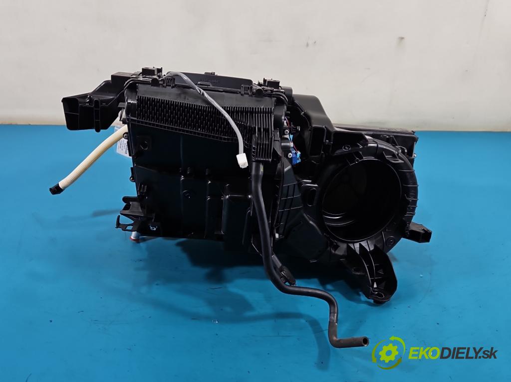 Toyota Auris II 2012-2018 1.6 16V 132  HP manual 97 kW 1598 cm3 5- radiator 87010-02V80 (Radiátor kúrenia)