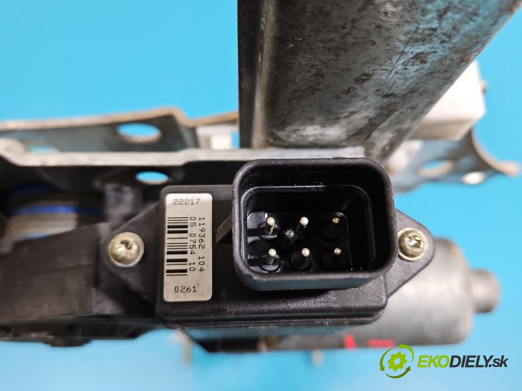 Toyota Avensis I T22 1997-2003 2.0 vvti 150 HP manual 110 kW 1998 cm3 4- mechanizmus okna predné ľavý 119735