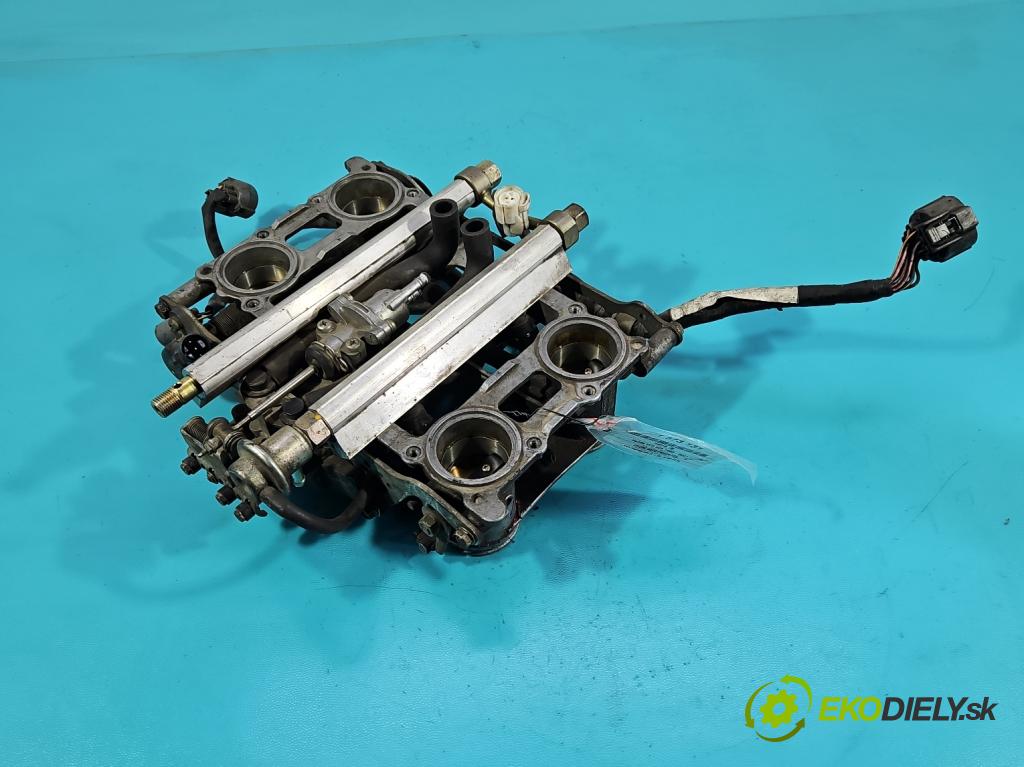 Honda VFR 800 1998-2001 0.8b 109 HP manual 80 kW 781 cm3 2- Karburátor 1573131