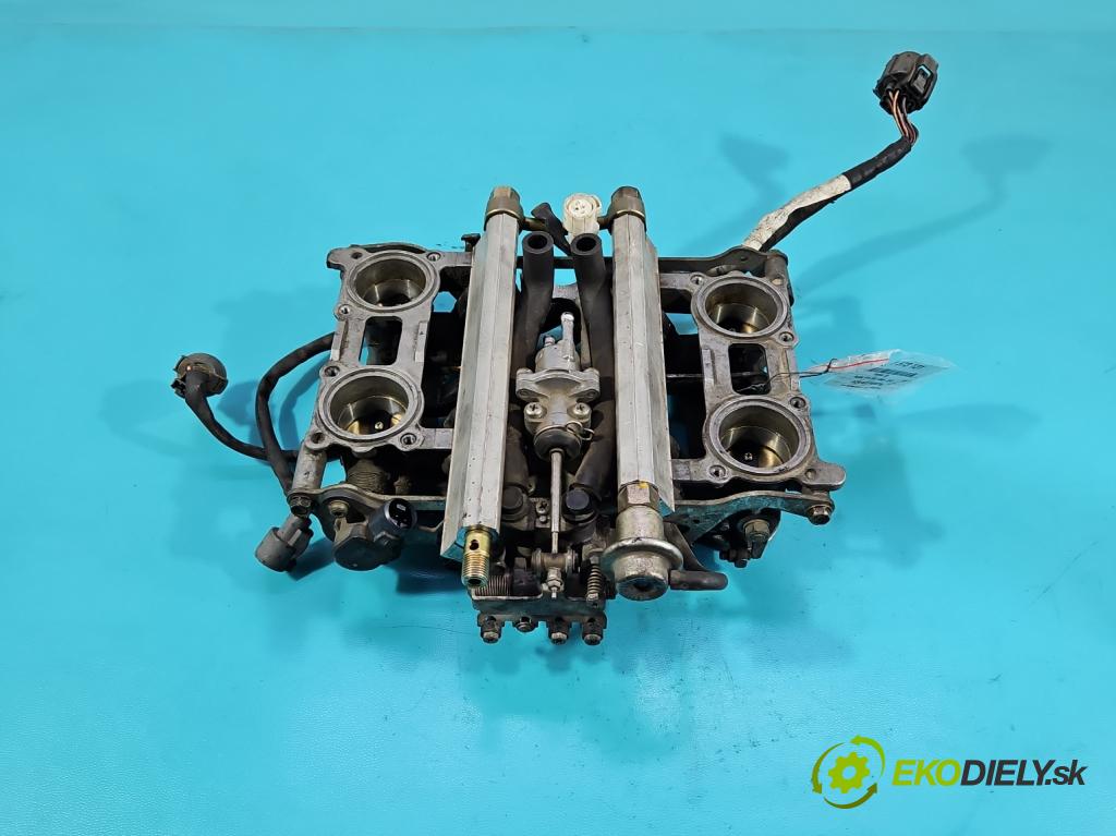 Honda VFR 800 1998-2001 0.8b 109 HP manual 80 kW 781 cm3 2- Karburátor 1573131