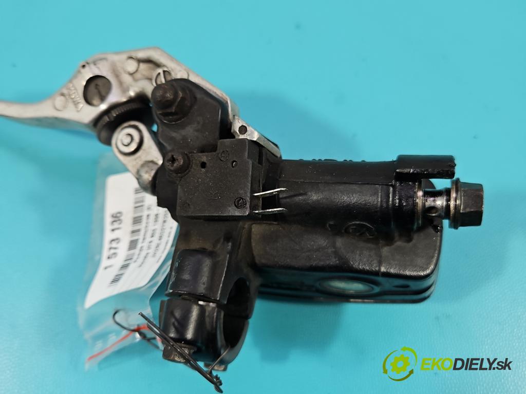 Honda VFR 800 1998-2001 0.8b 109 HP manual 80 kW 781 cm3 2- čerpadlo brzda: 1573136 (Posilňovač bŕzd)
