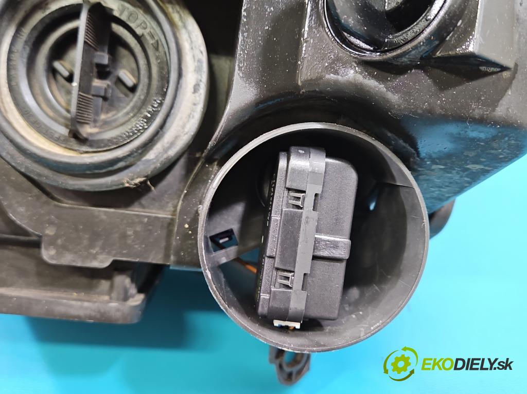 Opel Meriva A 2002-2010 1.6 16V 101 HP manual 74 kW 1598 cm3 5- Reflektor: pravý 93321053 (Svetlo predné pravé)