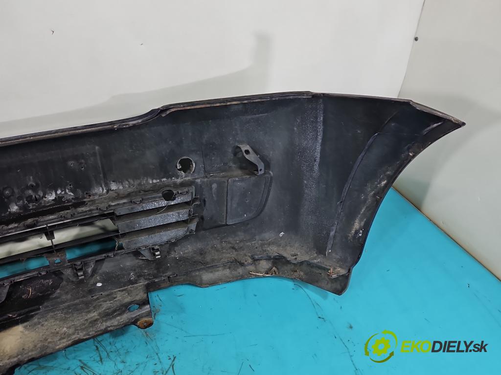 Opel Meriva A 2002-2010 1.6 16V 101 HP manual 74 kW 1598 cm3 5- nárazník predné  (Kľučka dverí ostatné)