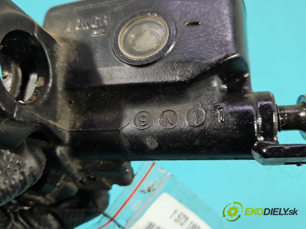 Honda VFR 800 1998-2001 0.8b 109 HP manual 80 kW 781 cm3 2- pompa spojková