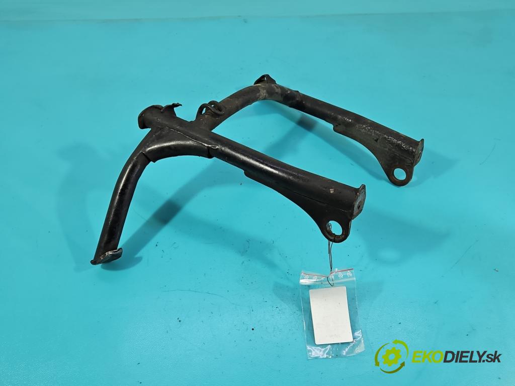 Honda VFR 800 1998-2001 0.8b 109 hp manual 80 kW 781 cm3 2- Rám: 