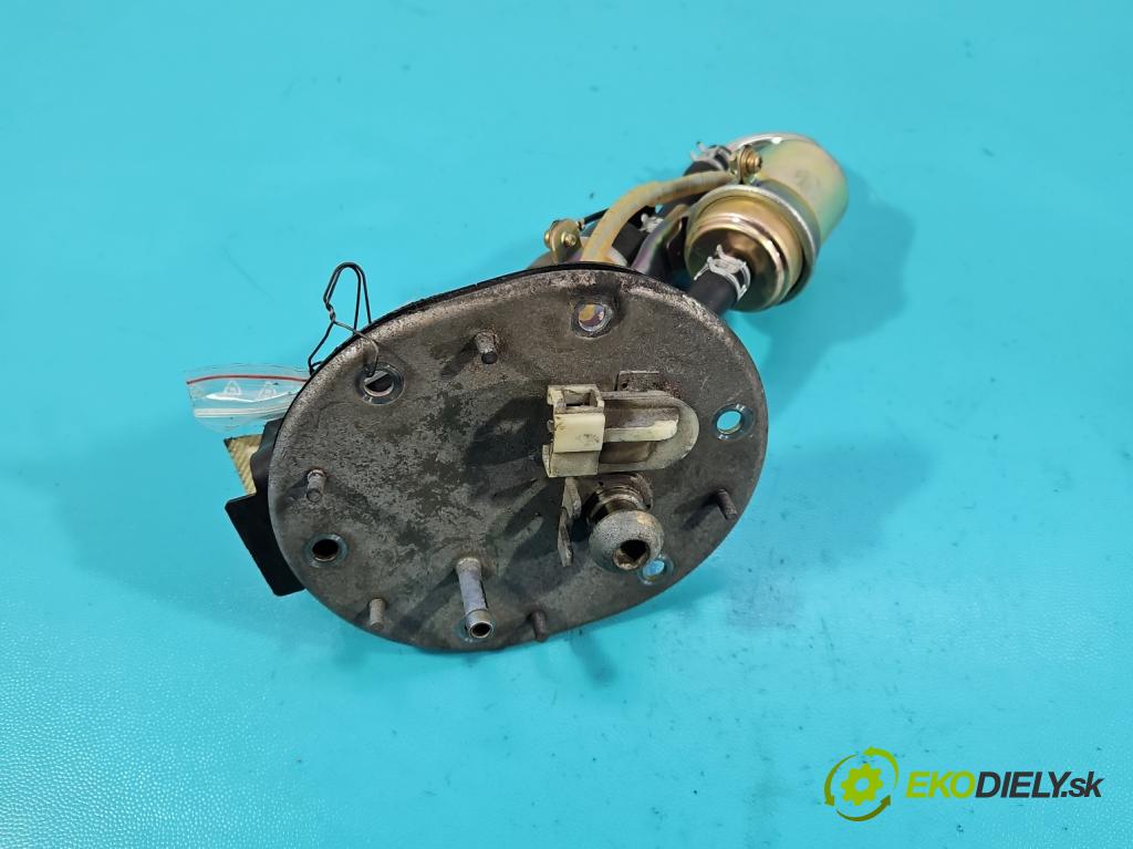 Honda VFR 800 1998-2001 0.8b 109 HP manual 80 kW 781 cm3 2- čerpadlo palivo