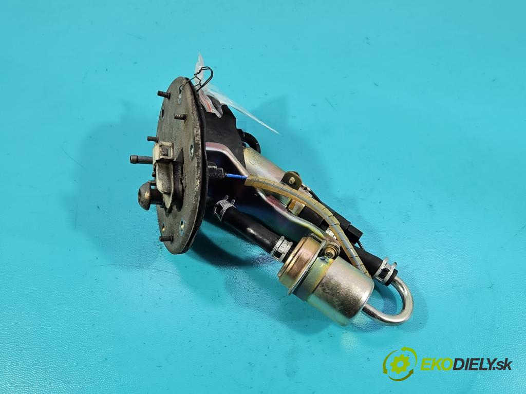 Honda VFR 800 1998-2001 0.8b 109 hp manual 80 kW 781 cm3 2- čerpadlo paliva 