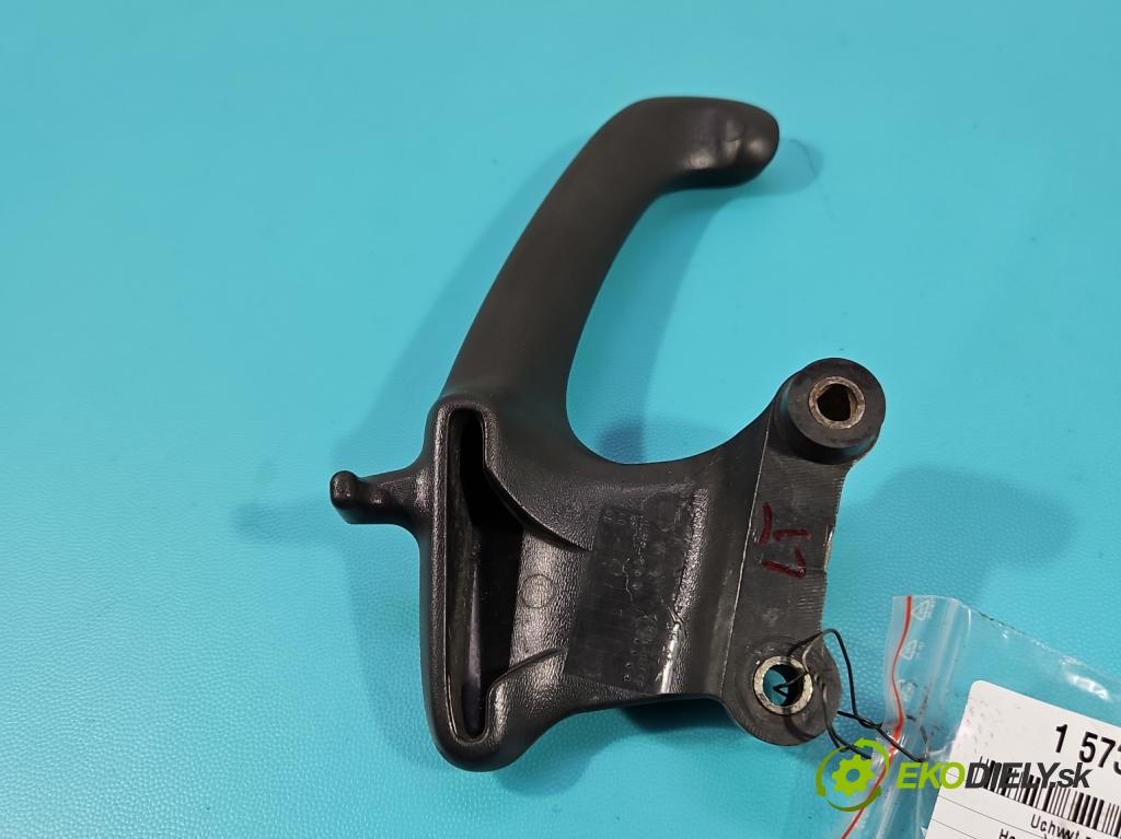 Honda VFR 800 1998-2001 0.8b 109 hp manual 80 kW 781 cm3 2- Rukojeť: