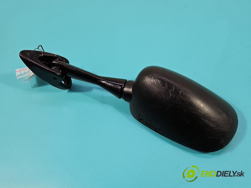 Honda VFR 800 1998-2001 0.8b 109 hp manual 80 kW 781 cm3 2- zpětné zrcátko levé  (Klika dveří ostatní)