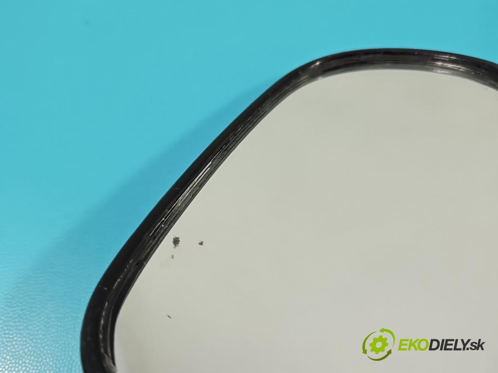 Honda VFR 800 1998-2001 0.8b 109 hp manual 80 kW 781 cm3 2- zpětné zrcátko levé  (Klika dveří ostatní)