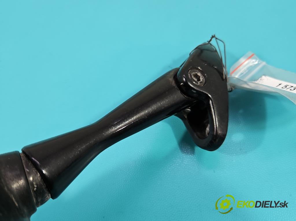 Honda VFR 800 1998-2001 0.8b 109 hp manual 80 kW 781 cm3 2- zpětné zrcátko levé  (Klika dveří ostatní)