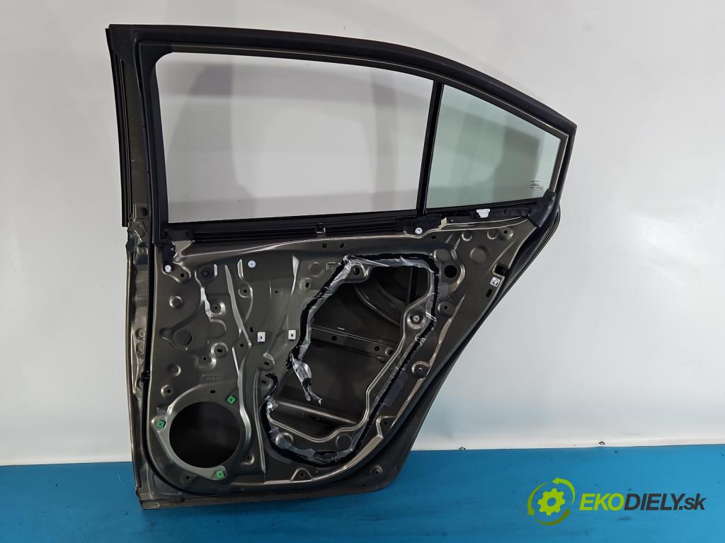 Toyota Corolla E21 2019- 1.5 12V 125 HP automatic 92 kW 1490 cm3 4- dvere zadné pravé  (Kľučka dverí ostatné)