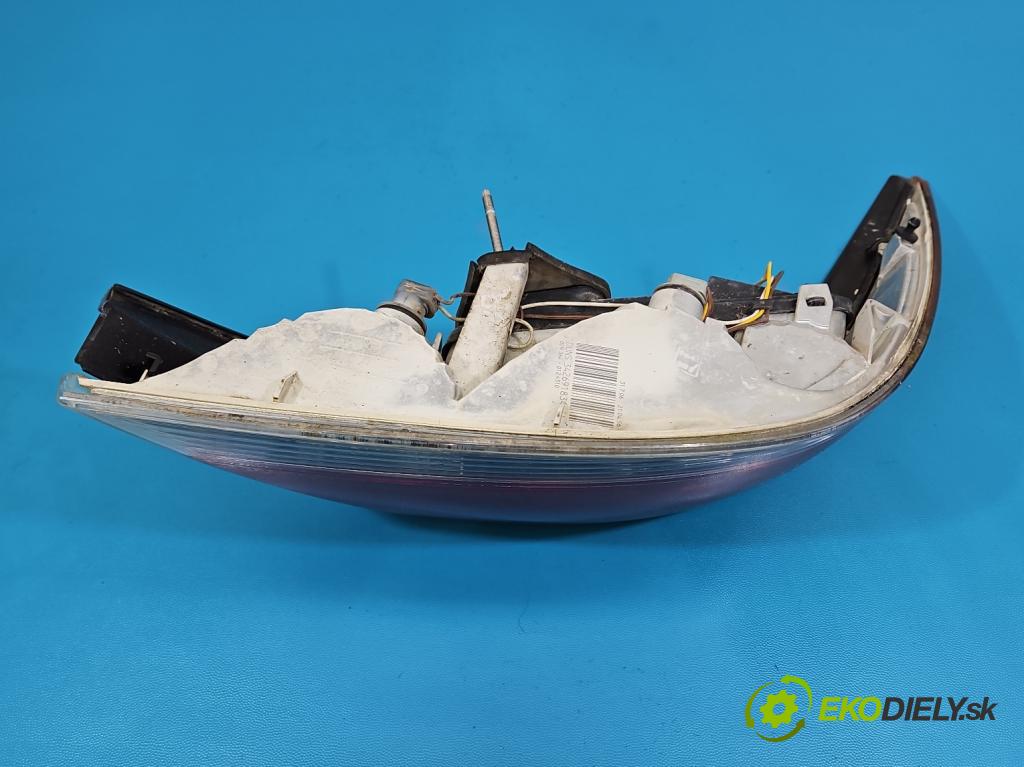 Opel Astra III 2004-2014 1.8 16V 140 HP manual 103 kW 1796 cm3 2- svetlo / reflektor zadné ľavé 342691834 (Kľučka dverí ostatné)