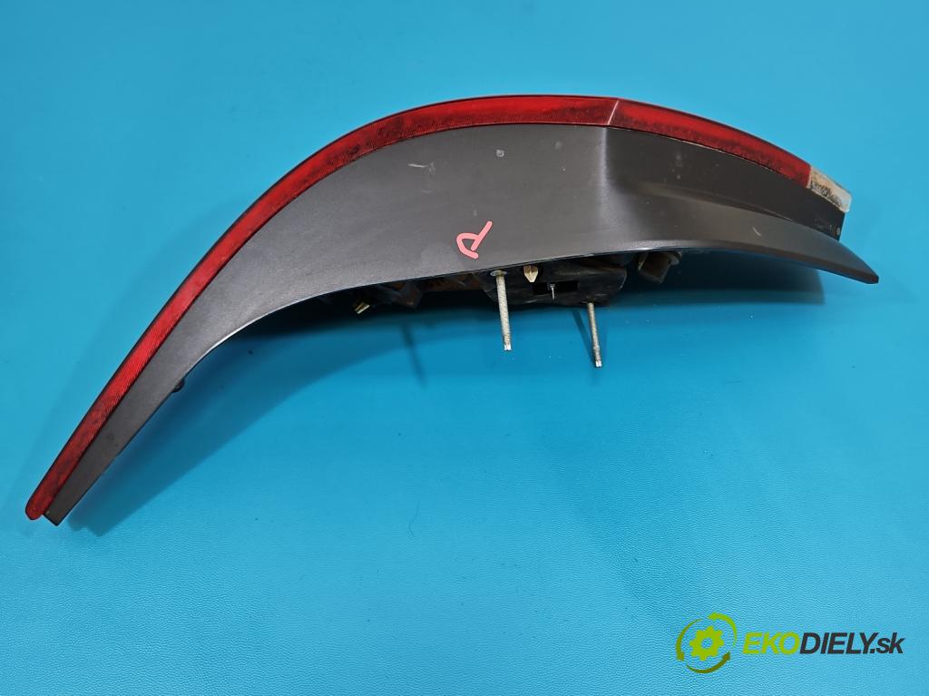 Opel Astra III 2004-2014 1.8 16V 140 HP manual 103 kW 1796 cm3 2- svetlo / reflektor zadné pravé 13191988 (Kľučka dverí ostatné)