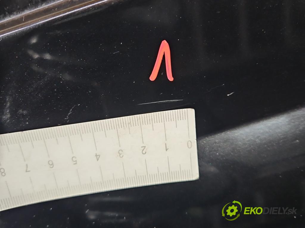 Toyota Yaris I 1999-2005 1.4 D4D 75 HP manual 55 kW 1364 cm3 5- dvere zadné ľavé  (Kľučka dverí ostatné)