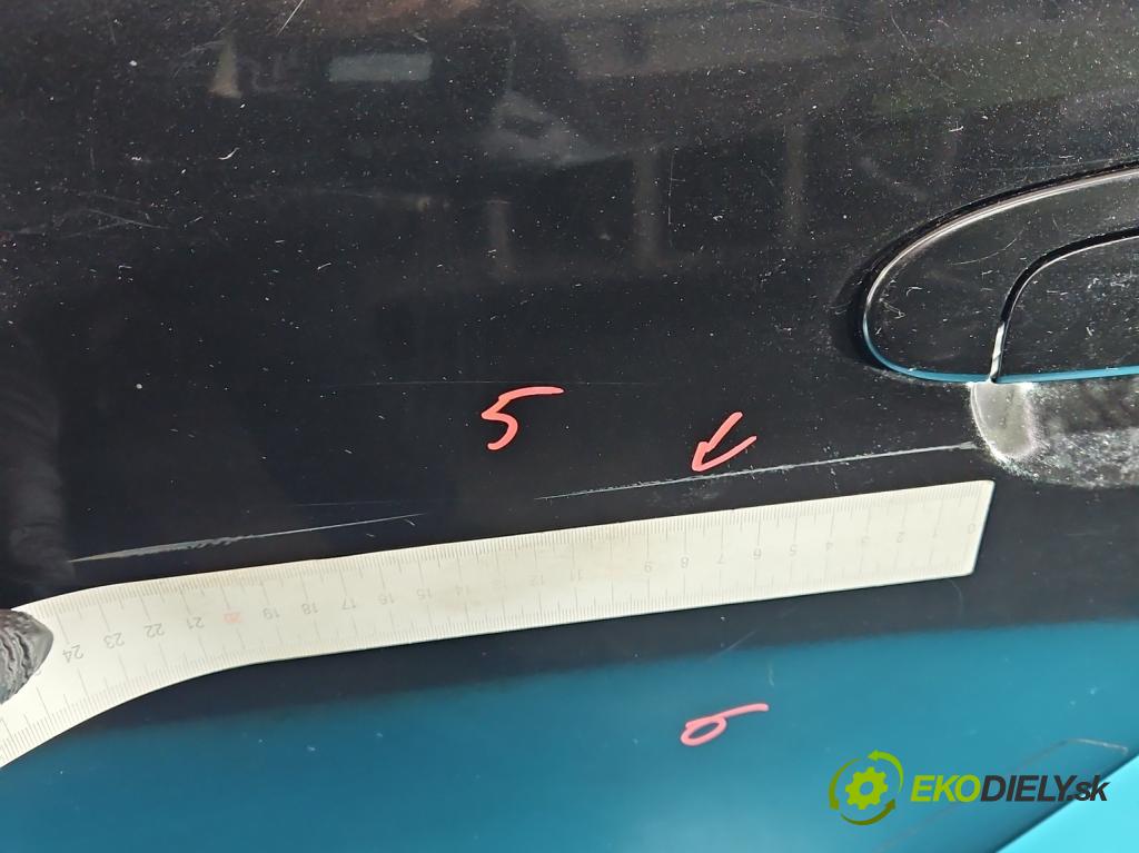 Toyota Yaris I 1999-2005 1.4 D4D 75 HP manual 55 kW 1364 cm3 5- dvere zadné ľavé  (Kľučka dverí ostatné)