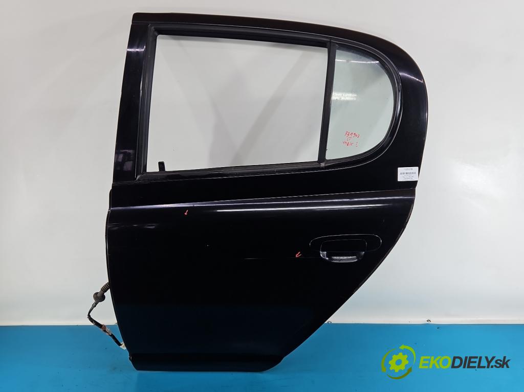 Toyota Yaris I 1999-2005 1.4 D4D 75 hp manual 55 kW 1364 cm3 5- dveře zadní levé  (Klika dveří ostatní)