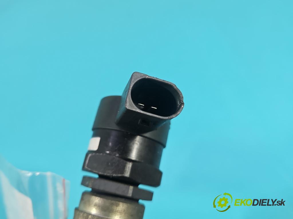 Audi A4 B7 2004-2008 3.0 tdi BKN: 204 HP automatic 150 kW 2967 cm3 5- lišta vstrekovacia 059130090J (Vstrekovacia lišta)