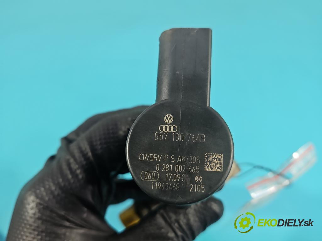 Audi A4 B7 2004-2008 3.0 tdi BKN: 204 HP automatic 150 kW 2967 cm3 5- lišta vstrekovacia 059130090J (Vstrekovacia lišta)