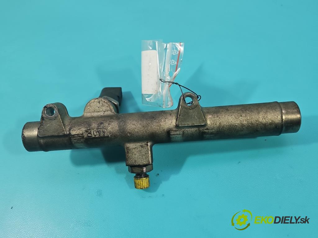 Audi A4 B7 2004-2008 3.0 tdi BKN: 204 HP automatic 150 kW 2967 cm3 5- lišta vstrekovacia 059130089D (Vstrekovacia lišta)