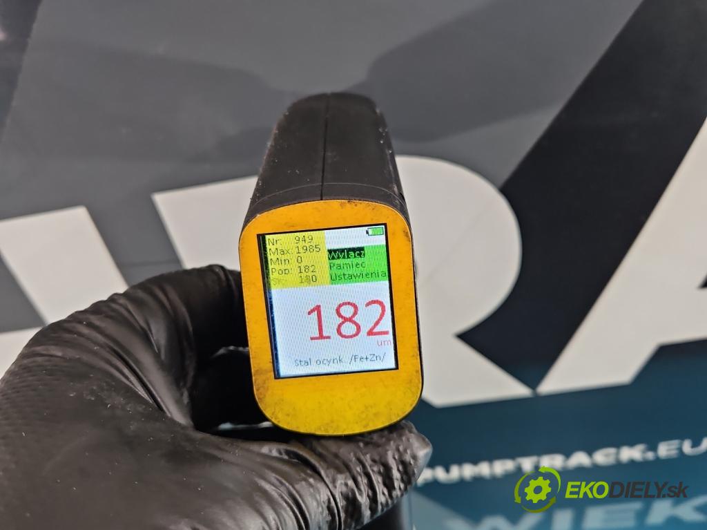 Skoda Octavia III 2013- 1.5 TSI 150 HP manual 110 kW 1498 cm3 5- dvere zadné ľavé  (Kľučka dverí ostatné)