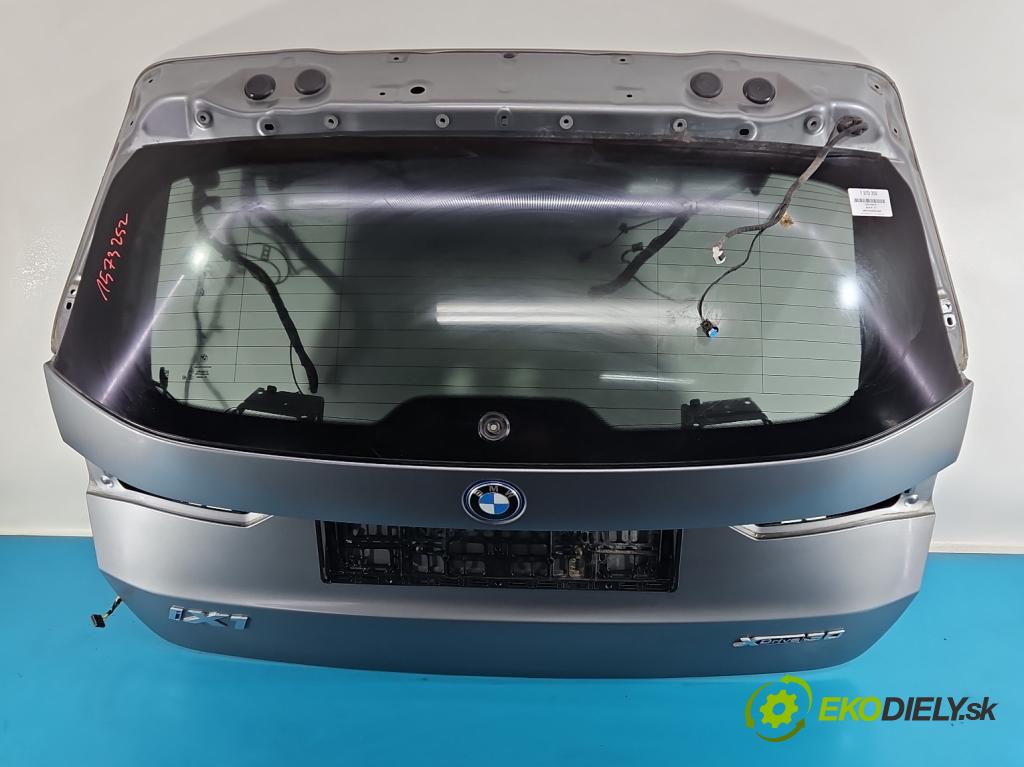 Bmw iX1 U11 0.0 elektrický: 272 HP automatic 200 kW 1 cm3 5- zadna kufor  (Kapota zadná (kufor))
