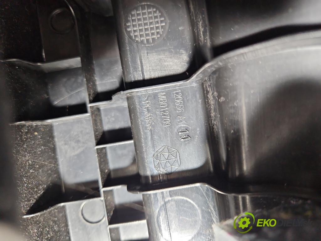 Bmw iX1 U11 0.0 elektrický: 272 hp automatic 200 kW 1 cm3 5- kryt plastová 9462433