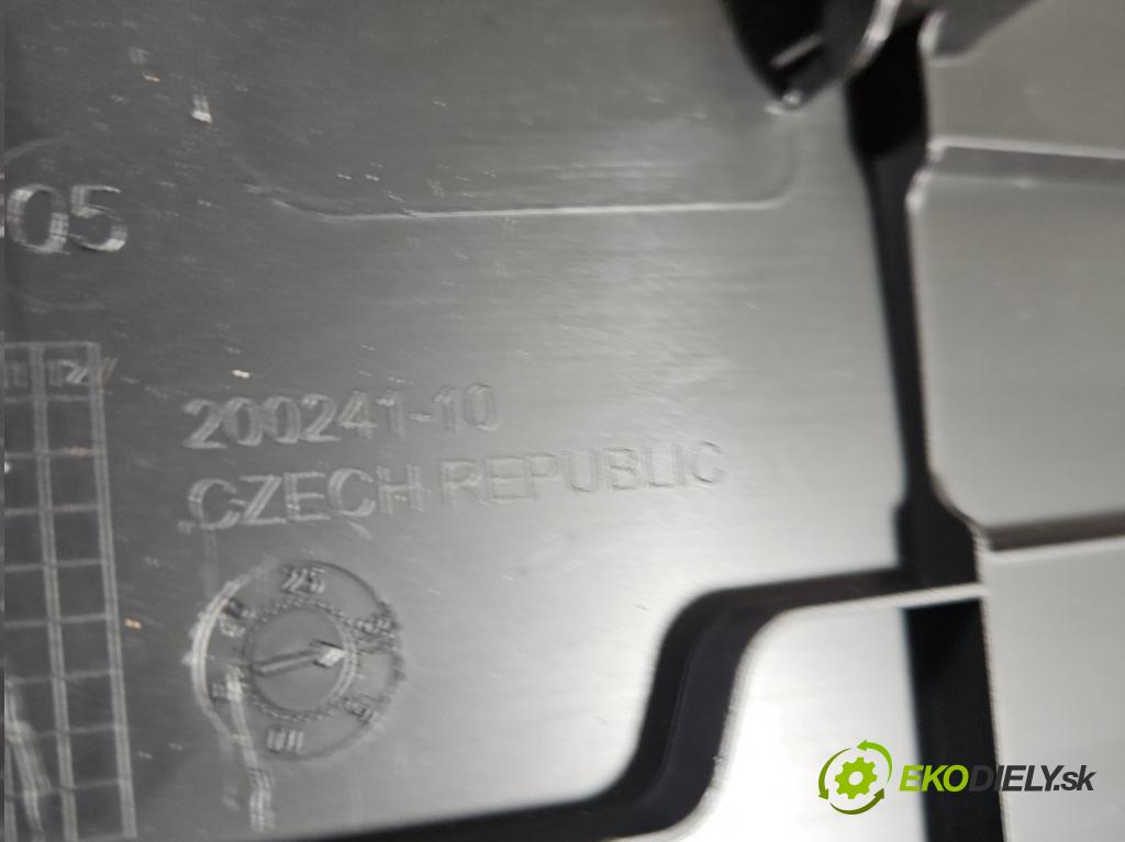 Bmw iX1 U11 0.0 elektrický: 272 hp automatic 200 kW 1 cm3 5- Tapacír: kufrových dveří 9450518