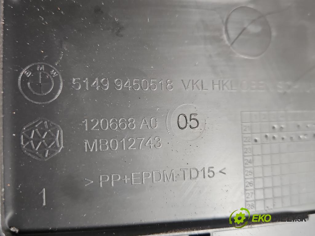 Bmw iX1 U11 0.0 elektrický: 272 hp automatic 200 kW 1 cm3 5- Tapacír: kufrových dveří 9450518