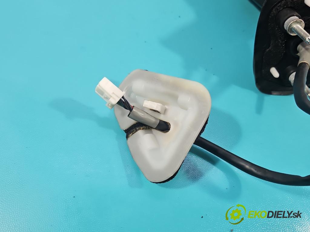 Toyota Avensis III T27 2009-2018 2.2 D4D 150 HP manual 110 kW 2231 cm3 5- zrkadlo ľavé  (Kľučka dverí ostatné)