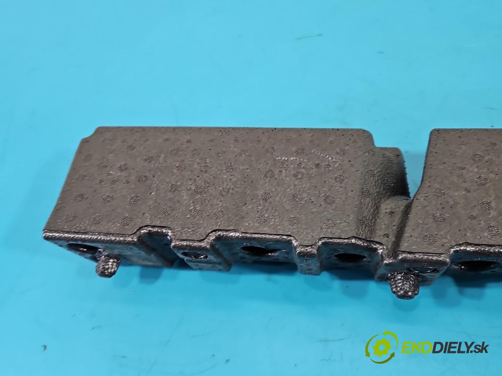 Bmw iX1 U11 0.0 elektrický: 272 HP automatic 200 kW 1 cm3 5- Příspěvek: Polystyren: kufra: 462012-03