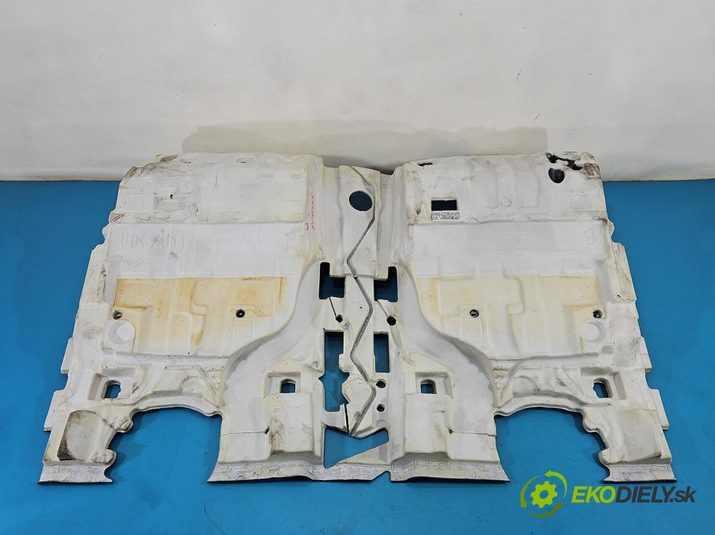 Bmw iX1 U11 0.0 elektrický: 272 HP automatic 200 kW 1 cm3 5- koberec do auta ostatné 9462329-09